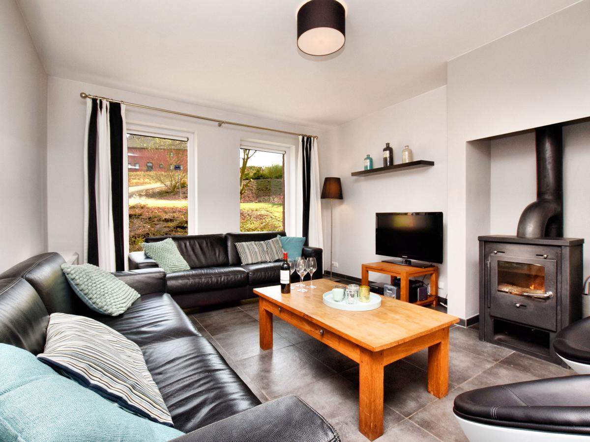 Charming Holiday Home In Durbuy With Sauna Barvaux-sur-Ourthe Esterno foto