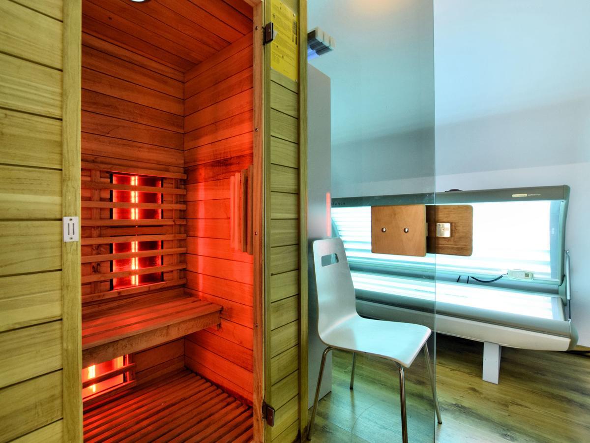 Charming Holiday Home In Durbuy With Sauna Barvaux-sur-Ourthe Esterno foto